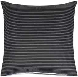 Pudebetræk 60x63 cm - Narrow lines black - 2 i 1 design - 100% Bomuldssatin 
