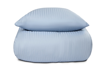 Sengetøj i 100% Bomuldssatin - 150x210 cm - Lyseblåt ensfarvet sengesæt - Borg Living sengelinned